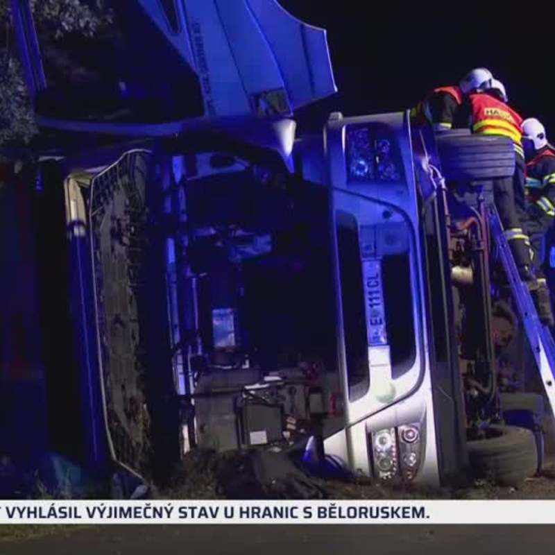 Obrázek epizody Řidič uvízl v bouraném kamionu (zdroj: CNN Prima NEWS)