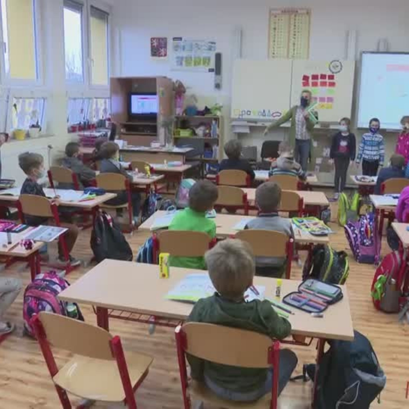 Obrázek epizody Paradoxy kolem roušek (zdroj: CNN Prima NEWS)