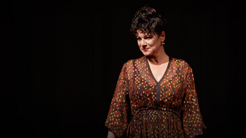 Obrázek epizody The counterintuitive psychology of insurance | Orit Tykocinski