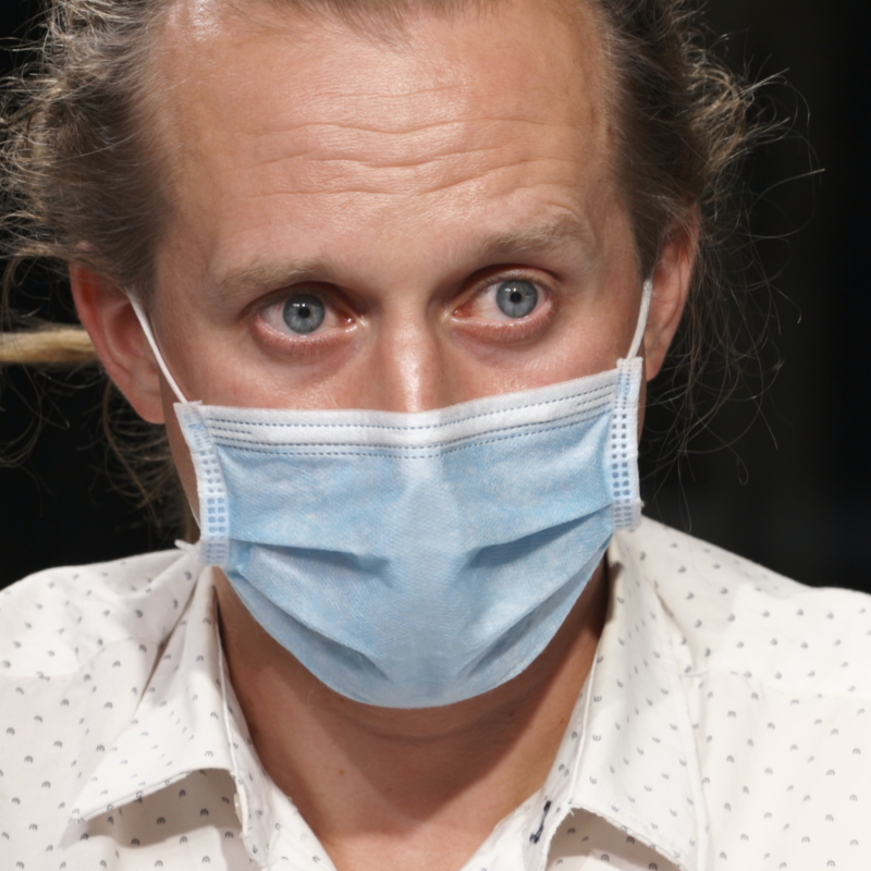 Obrázek epizody Deprese a riziko sebevražd v karanténě? Tak velký nárůst nás překvapil, říká expert