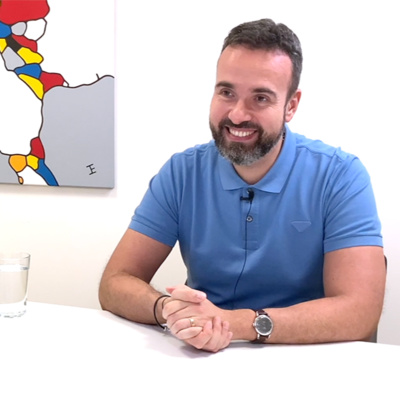 Obrázek epizody Jak bojovat s klimatickými změnami? Řasy na budovách spotřebují odpad a poskytnou potravu