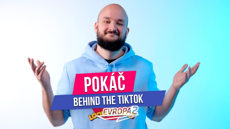 Obrázek epizody POKÁČ - Pro Slavii bych songy neskládal, na první koncert jsem jel autobusem • ROZHOVOR