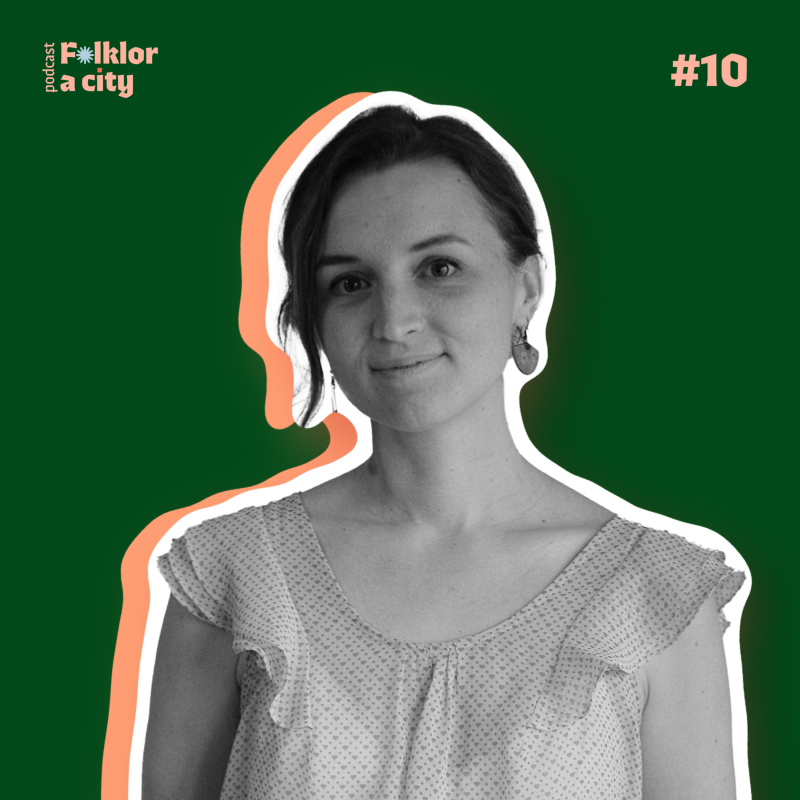 Obrázek epizody #10 | Veronika Všianská o lidových tradicích v kulisách bytového divadla