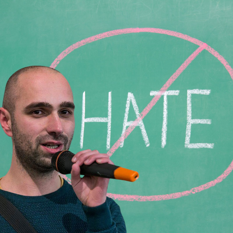 Obrázek epizody Lukáš Houdek: Některá média vytváří z trans lidí karikatury