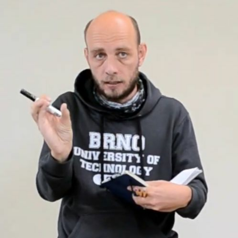 Obrázek epizody Petr Pouchlý: „Obchodníci neexistují“ a další holé pravdy o škálování spolupráce freelancerů