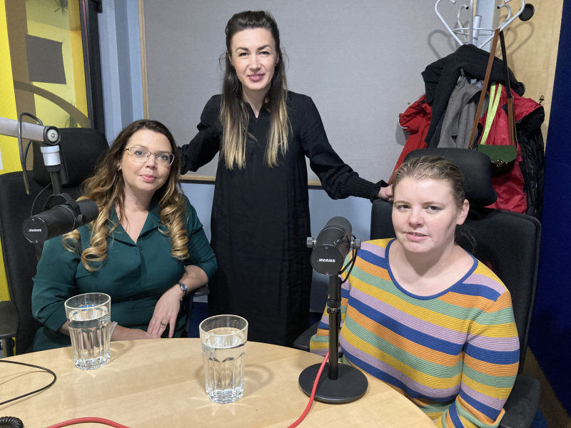 Obrázek epizody Spolek Zpátky do Života: Na to, co přichází po smrti partnera, se nedá připravit, společnost vnímá vdovu a vdovce jinak