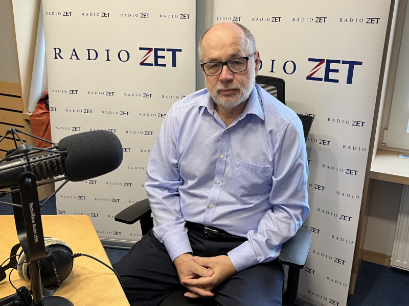 Vláda čelí těžkým zkouškám. Není se čemu divit, že opozice posiluje, říká politolog Pehe