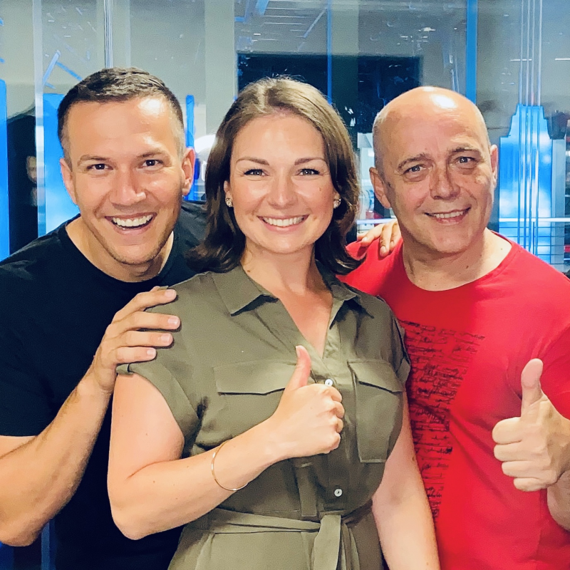 Obrázek epizody RANNÍ KISS - Oslavný YesMan