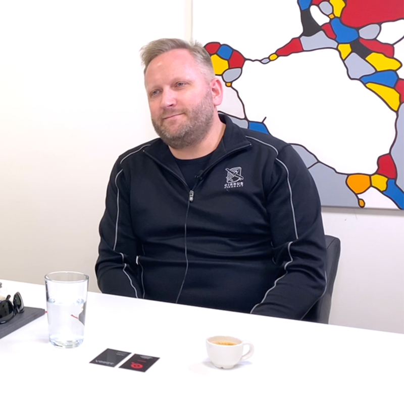 Obrázek epizody Hybridní válka v praxi. Rusko zaútočilo na české banky