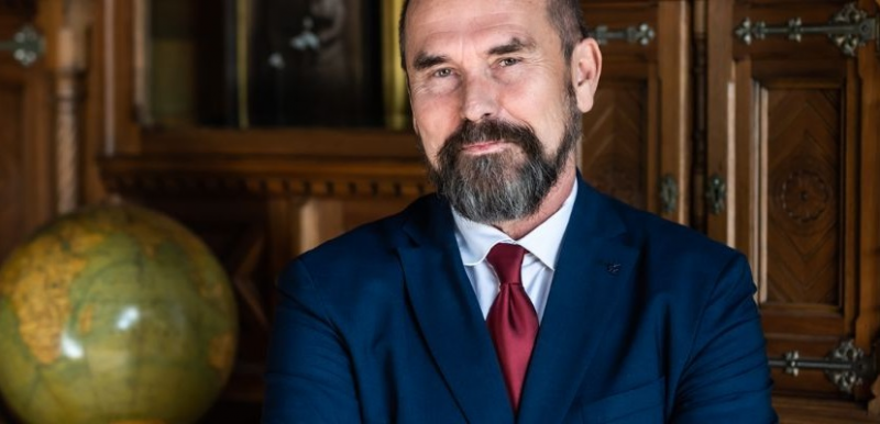 Obrázek epizody Za rozšiřováním invazivních rostlin stojí hlavně člověk, říká laureát České hlavy Petr Pyšek