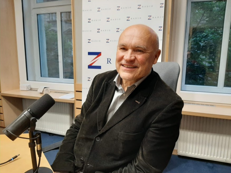 Jan Bárta: V médiích cítím v poslední době plíživou normalizaci v autocenzurním směru. Pořád se snažíme příčiny vlastních neúspěchů házet na druhé