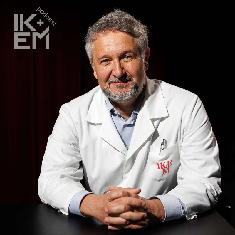 Obrázek epizody Černý kašel se šíří Českem. Hlavní epidemiolog IKEM doporučuje pravidelné přeočkování