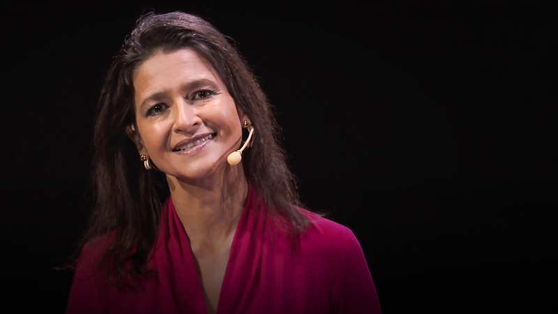 Obrázek epizody How to be an upstander instead of a bystander | Angélique Parisot-Potter