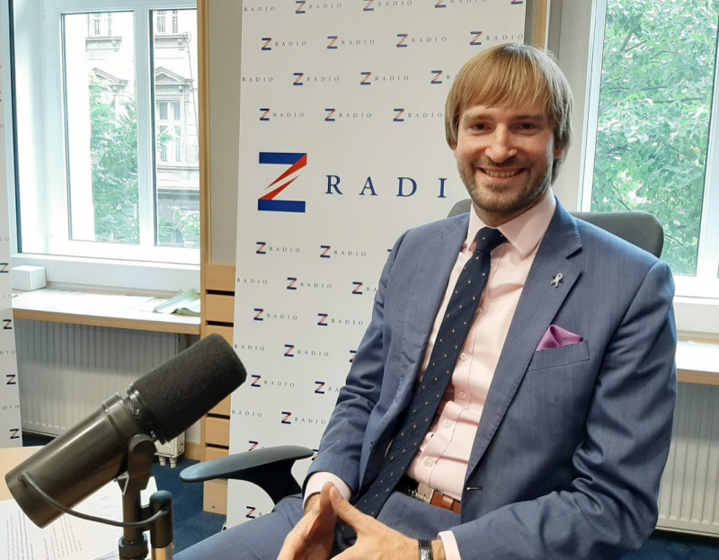 Obrázek epizody Český velvyslanec ve Finsku Adam Vojtěch: Finsko zřejmě nakonec do NATO vstoupí samo, bez Švédska