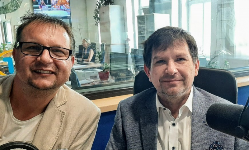 Obrázek epizody Rektor Masarykovy univerzity Martin Bareš: Posun vědy v České republice je enormní