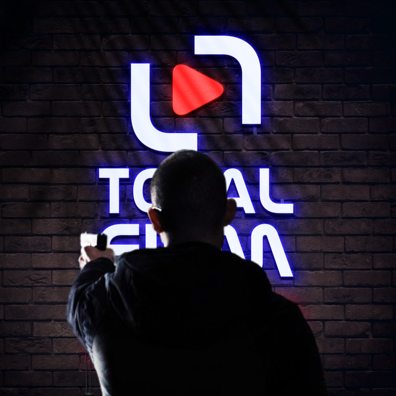 Obrázek epizody Mělo by se točit o vrazích a šílených střelcích? | O popularitě true crime s tvůrci Lesního vraha