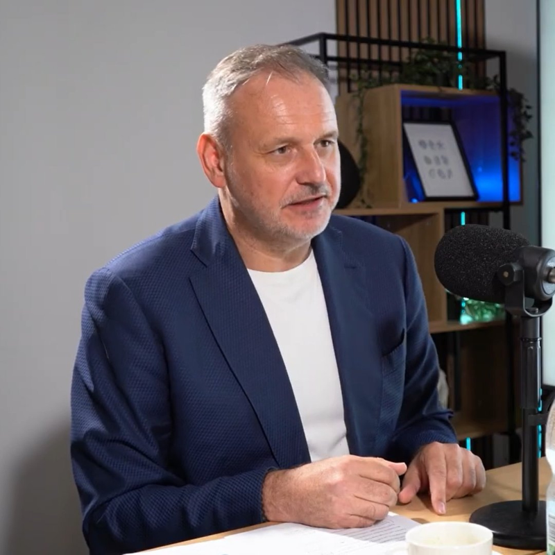 Obrázek epizody Senátor Jan Holásek: Hradec si zaslouží jiný přístup. Konečně odpovědný a profesionální