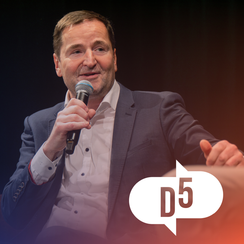 Obrázek epizody ROBERT ZÁRUBA: Každý úspěch našich hokejistů rovná se problém.