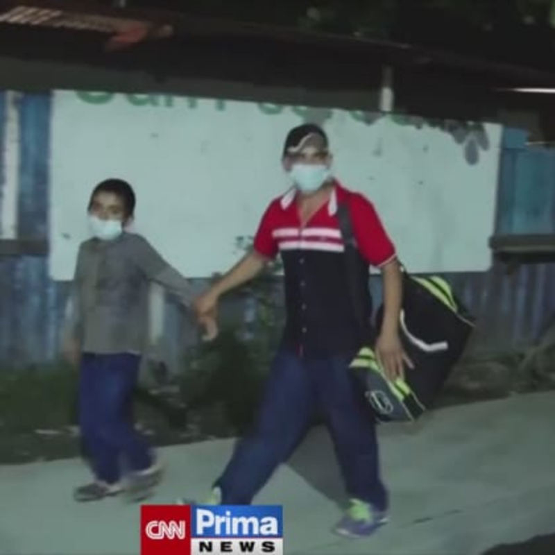 Obrázek epizody Tisíce uprchlíků si razí cestu střední Amerikou ke Spojeným Státům