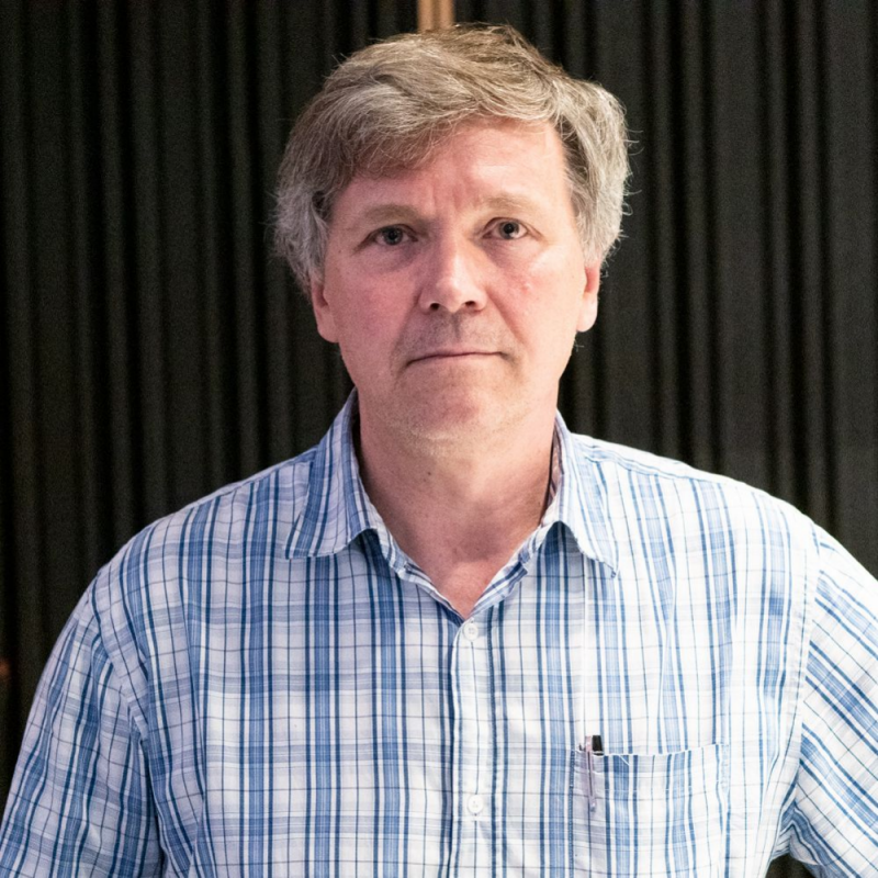 Obrázek epizody S. Abrahám - Vymenovanie niekoho bez spoločenskej vážnosti by Čaputovej ... (Braňo Závodksý Naživo)