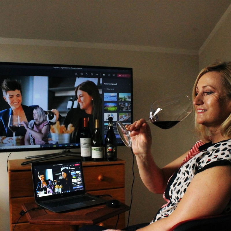 Obrázek epizody 4: Začali jsme dělat online degustaci vína - Romana Káňová
