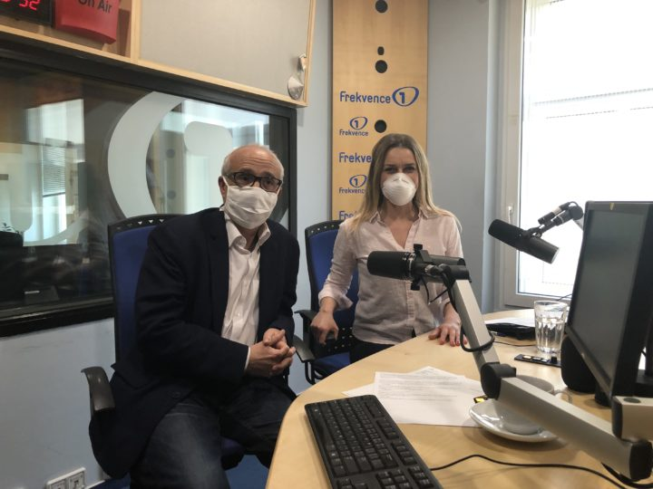 Obrázek epizody Jan Burian: Ministra bych k rezignaci nevyzýval. Teď je potřeba hledat společně nástroje, jak kultuře pomoci