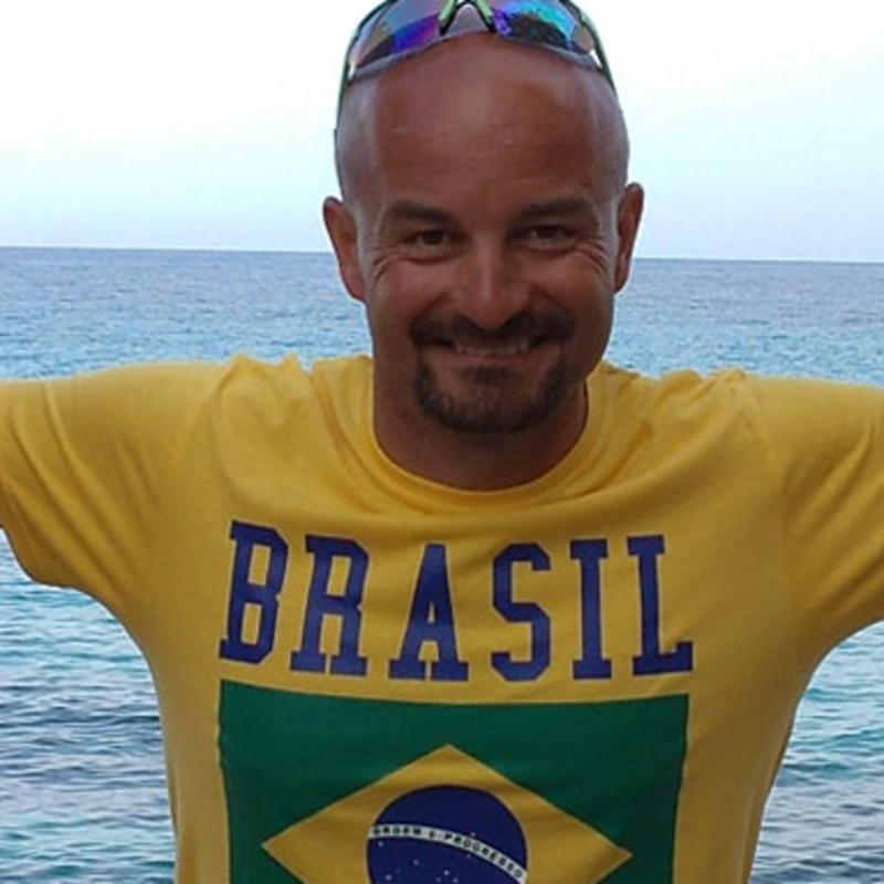 Obrázek epizody #17 Petr Kuhn - Jak se ve vzduchu cítit pohodlně díky oblečení a zvýšit si tak komfort létání