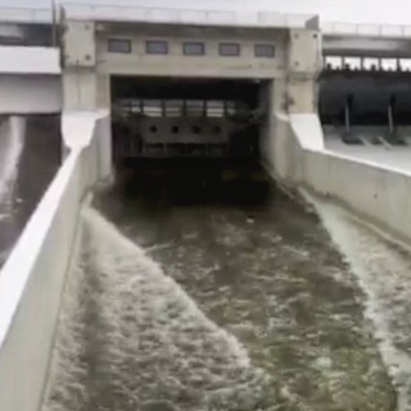 Obrázek epizody Z Nechranic musejí upouštět více vody