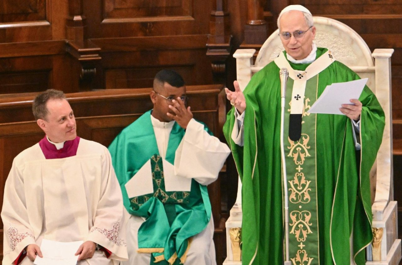 Obrázek epizody Papež v Albanu: Přijímejte Krista v chudých