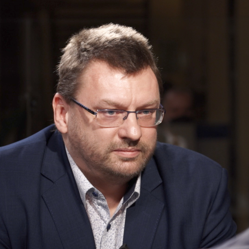 Obrázek epizody Obtěžující pravidla mi jsou volná, flákanec byl zásah vyšší moci, říká poslanec Volný