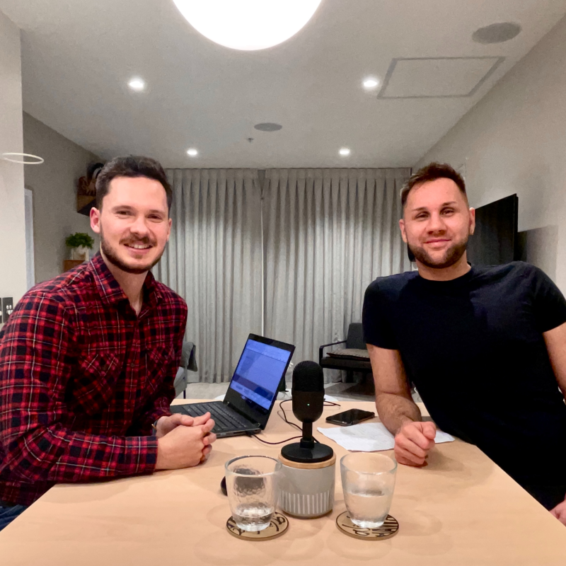 Obrázek epizody Letem světem: 10 OTÁZEK PRO HONZU aneb nudisti na Havaji (Ep. #01)