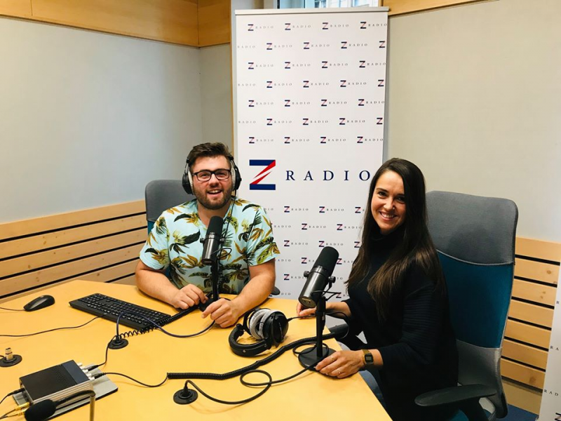 Obrázek epizody Baťa: dnes, ne zítra! S projektovou manažerkou Nadace Tomáše Bati Gabrielou Končitíkovou si povídal moderátor Ondřej Albrecht