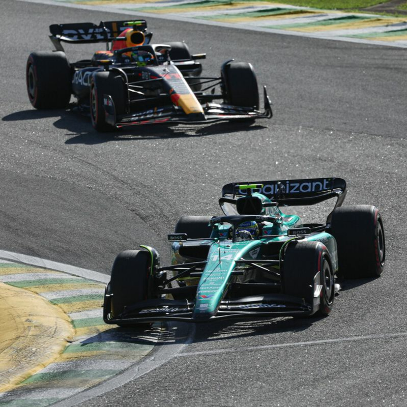 Obrázek epizody InstaPokec ze São Paula: Čím to, že se Aston Martin zázračně zvedl?