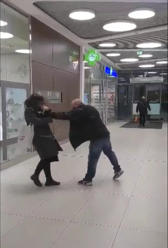 Obrázek epizody Ponaučení napadené Silvie Lauder? Nenechat to být