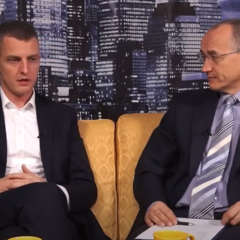 Obrázek epizody Generálním ředitelem České pojišťovny se stal už ve svých pětatřiceti letech - Pavel Řehák.