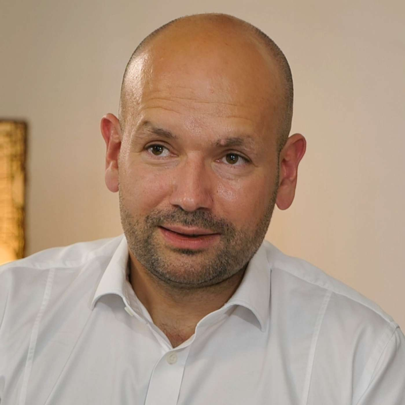 Obrázek epizody Expert na umělou inteligenci JAN ROMPORTL: "Umělá inteligence může lidstvo spasit anebo zničit."