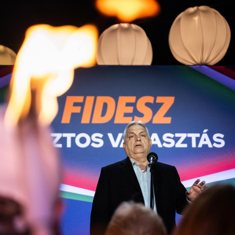 Obrázek epizody Maďarsko dva týdny před volbami. Špionská aféra podtrhuje hrozící prohru Viktora Orbána