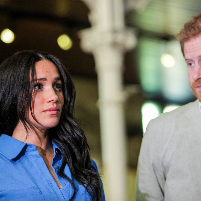Obrázek epizody Přijede na pohřeb prince Philipa Meghan a Harry?