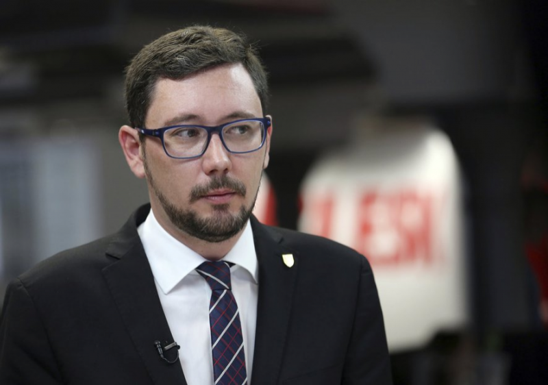 Obrázek epizody Jiří Ovčáček: Současná vláda dovládne do podzimních voleb, ať už hlasování o nedůvěře dopadne jakkoliv