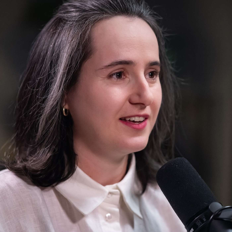 Obrázek epizody Denisa Hrubešová ~ Podcastů je tu pořád málo, budoucností jsou komunity