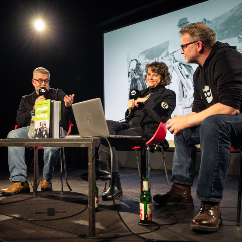 Obrázek epizody Bonus: Večírek v Rock Café