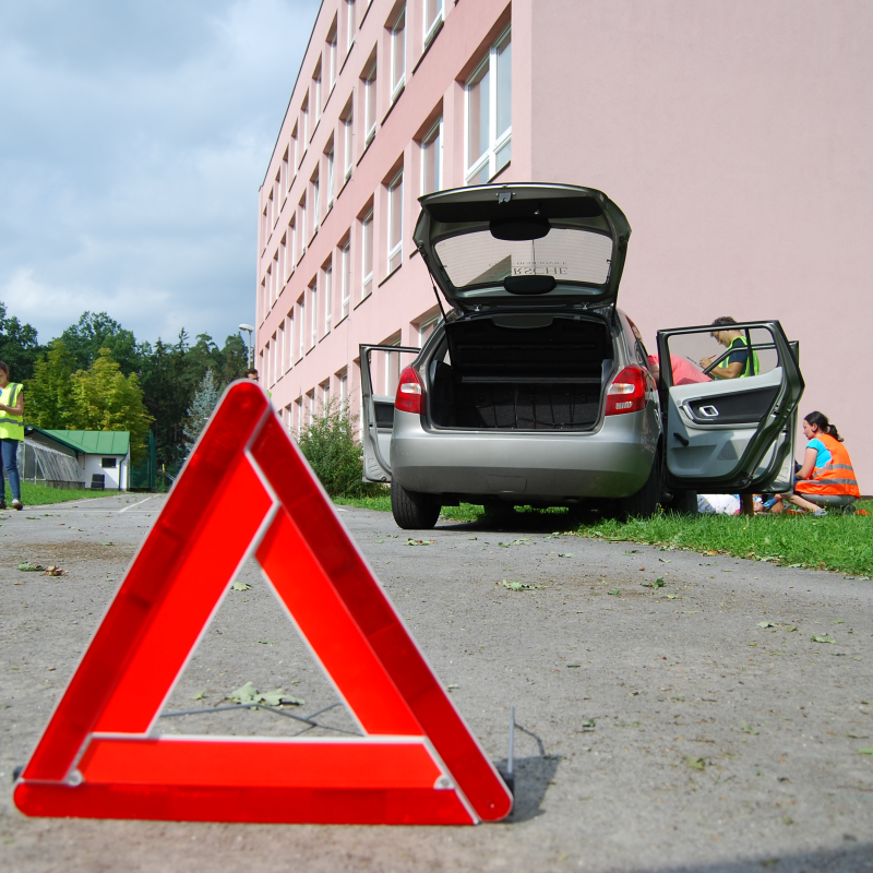 Obrázek epizody Autoškoly a naše zábavná analýza testů | Speciál s Eliš z PrPom