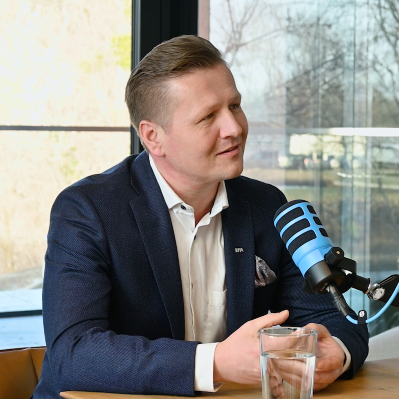 Obrázek epizody #21: Jakub Pluháček – Míříme na 1 miliardu v hypotékách