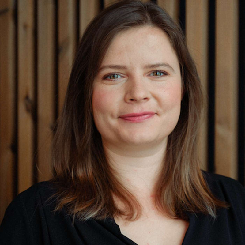 Obrázek epizody HB Big Questions: S Terezou Nagyovou, ženou, která žije s umělým vývodem, na téma body positivity