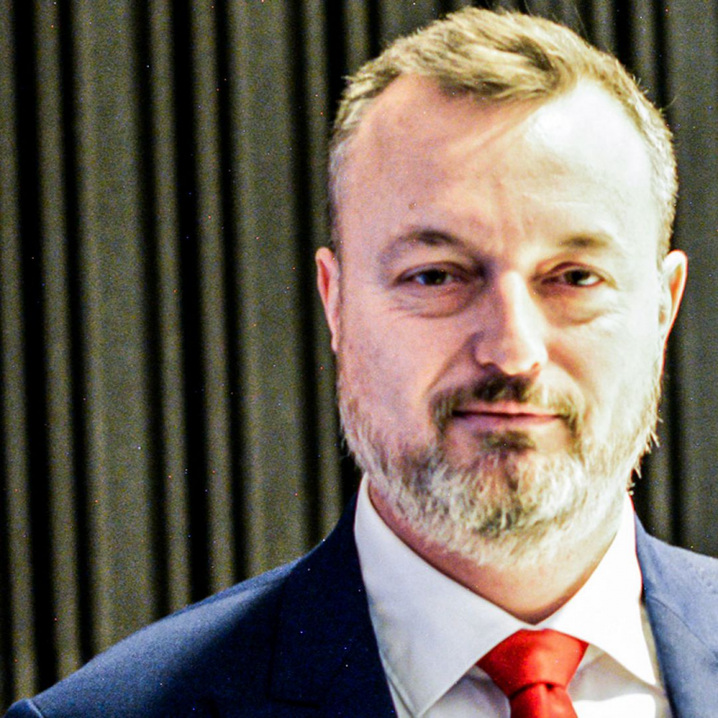 Obrázek epizody Milan Krajniak - V priebehu týždňa zverejníme pomoc pre väčších zamestnávateľov