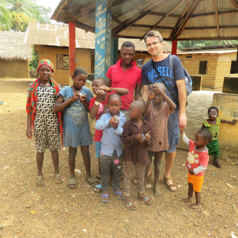 Obrázek epizody Ešus (10.8.2020) [Dr. Forster a Sierra Leone]