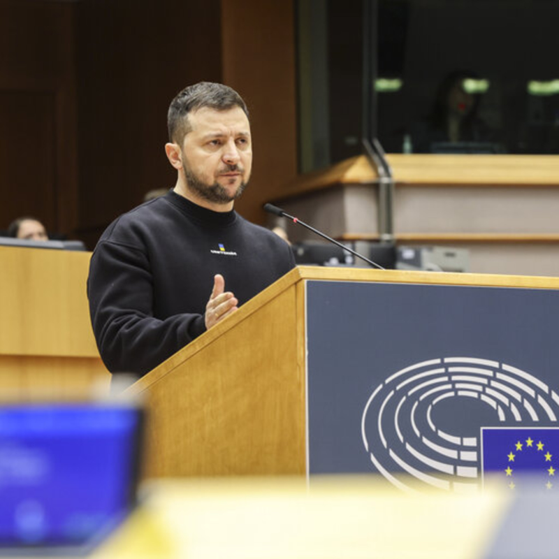 Obrázek epizody Zelenskyj sklidil v Bruselu ovace. Bráníme se proti nejvíce protievropské síle, řekl