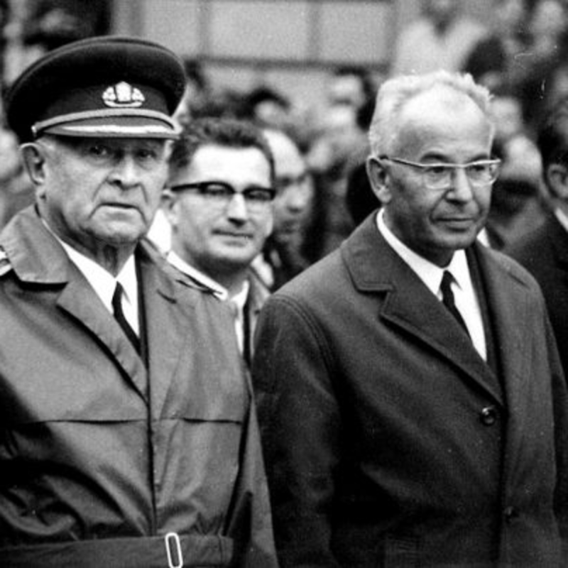 Obrázek epizody Odcházení pacientů republiky