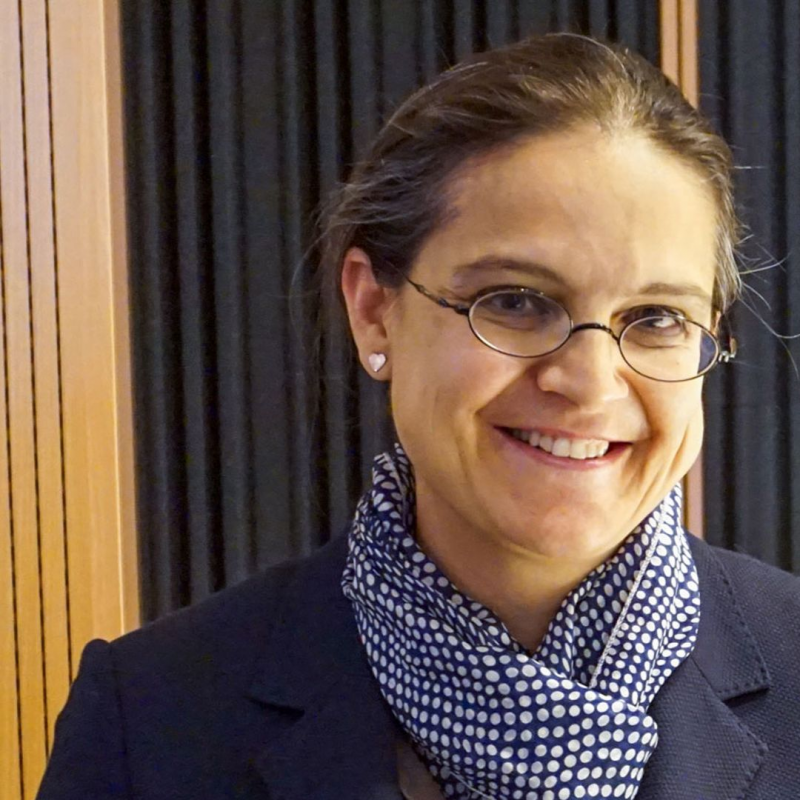 Obrázek epizody Obe krídla Za ľudí si k sebe chcú nájsť spoločnú cestu, spoločnú reč však zatiaľ nenachádzajú