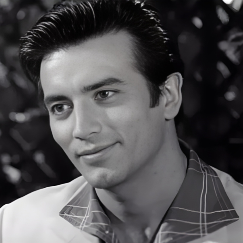 Obrázek epizody Pierre Brice. Modrooký francouzský šlechtic, kterého jako Vinnetoua milovaly všechny naše maminky